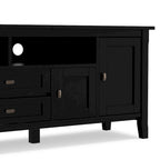 Meuble TV/Média WYNDENHALL Norfolk en BOIS MASSIF de 72 pouces de large pour téléviseurs jusqu'à 80 pouces - 72 L x 17,5 P x 26 H