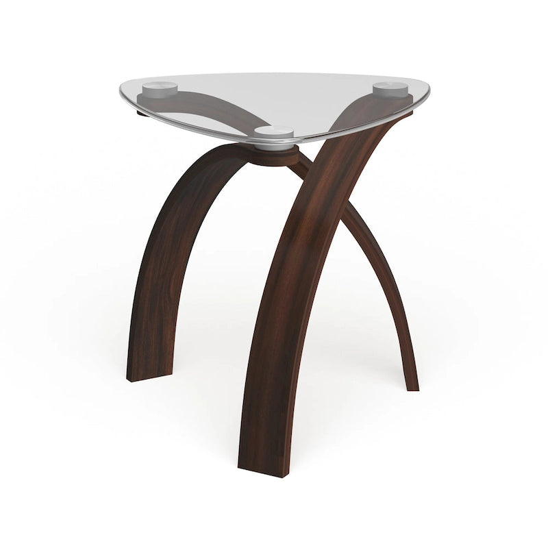 Table d'appoint moderne en verre, merisier, piètement en arceaux croisés, placage noyer