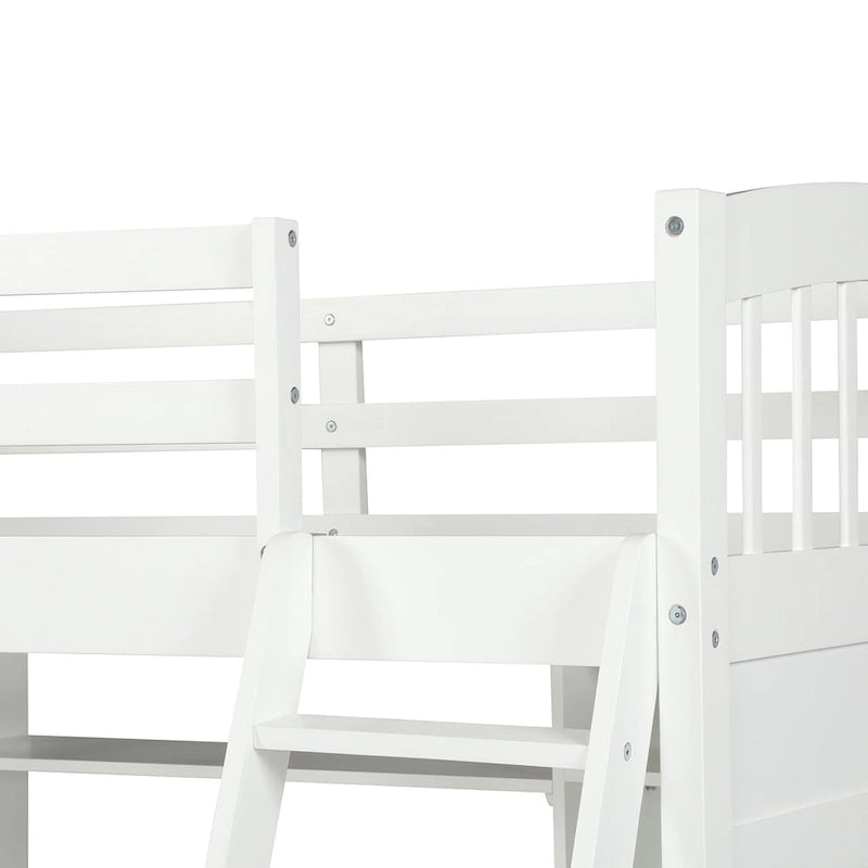 Lit mezzanine simple avec étagères de rangement, bureau et échelle