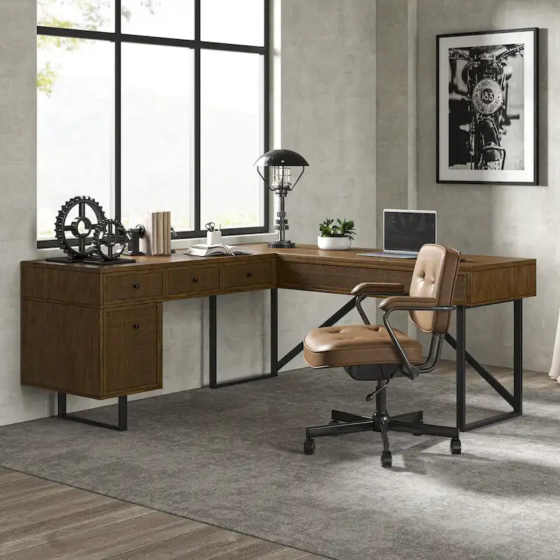 Bureau de direction en canne Alfons Industrial en forme de L avec plateau relevable, tiroirs et prises intégrées