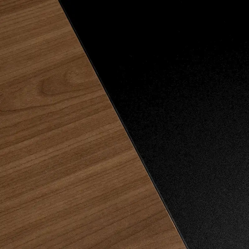 Bureau debout réglable en acier Getty Modern de 47 pouces