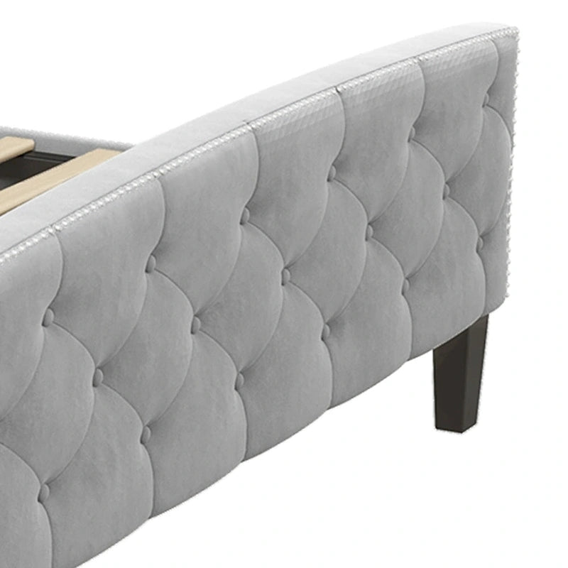 Lit plateforme King Wingback, gris, touffeté velours, avec tête et pied de lit, 2 places